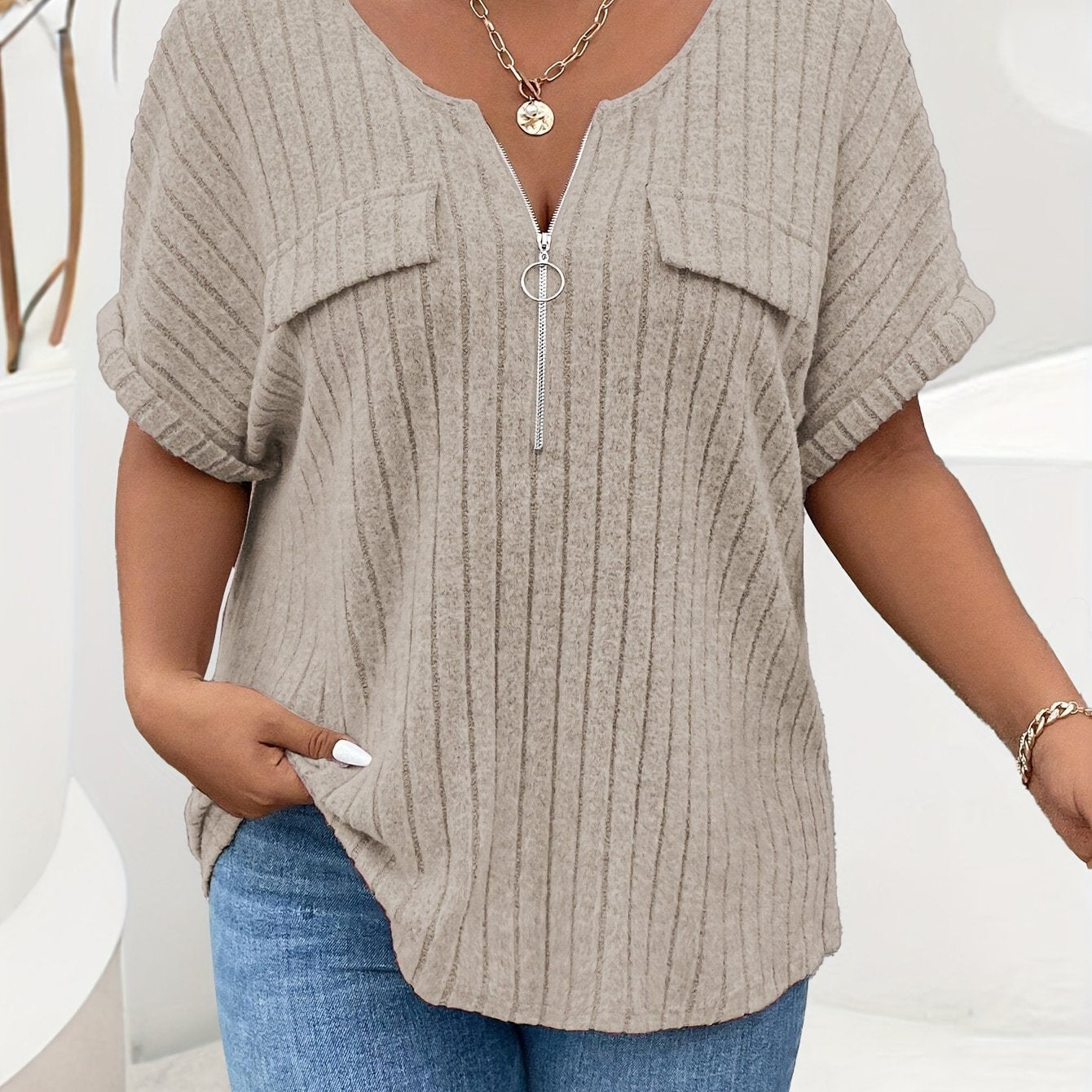Natalia – Teksturowana Koszulka Plus Size