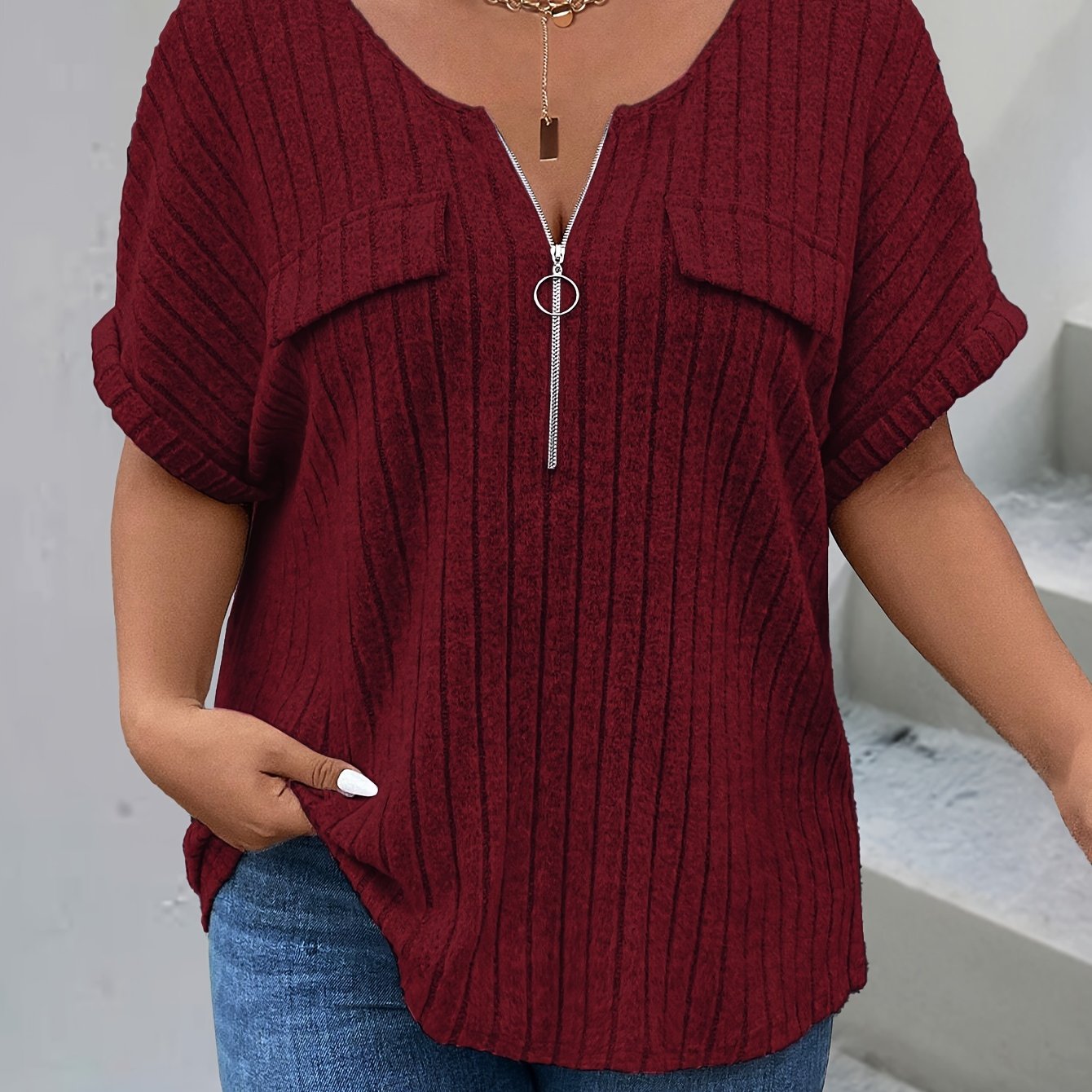 Natalia – Teksturowana Koszulka Plus Size