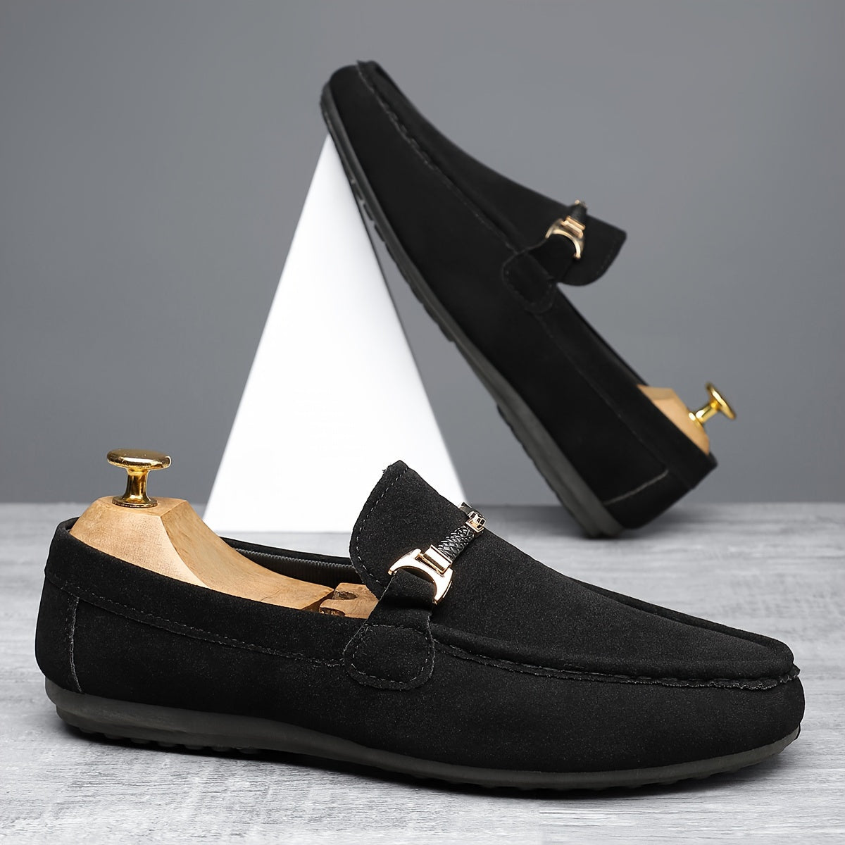 Oskar - Eleganckie Mokasyny z Metalicznym Detalem