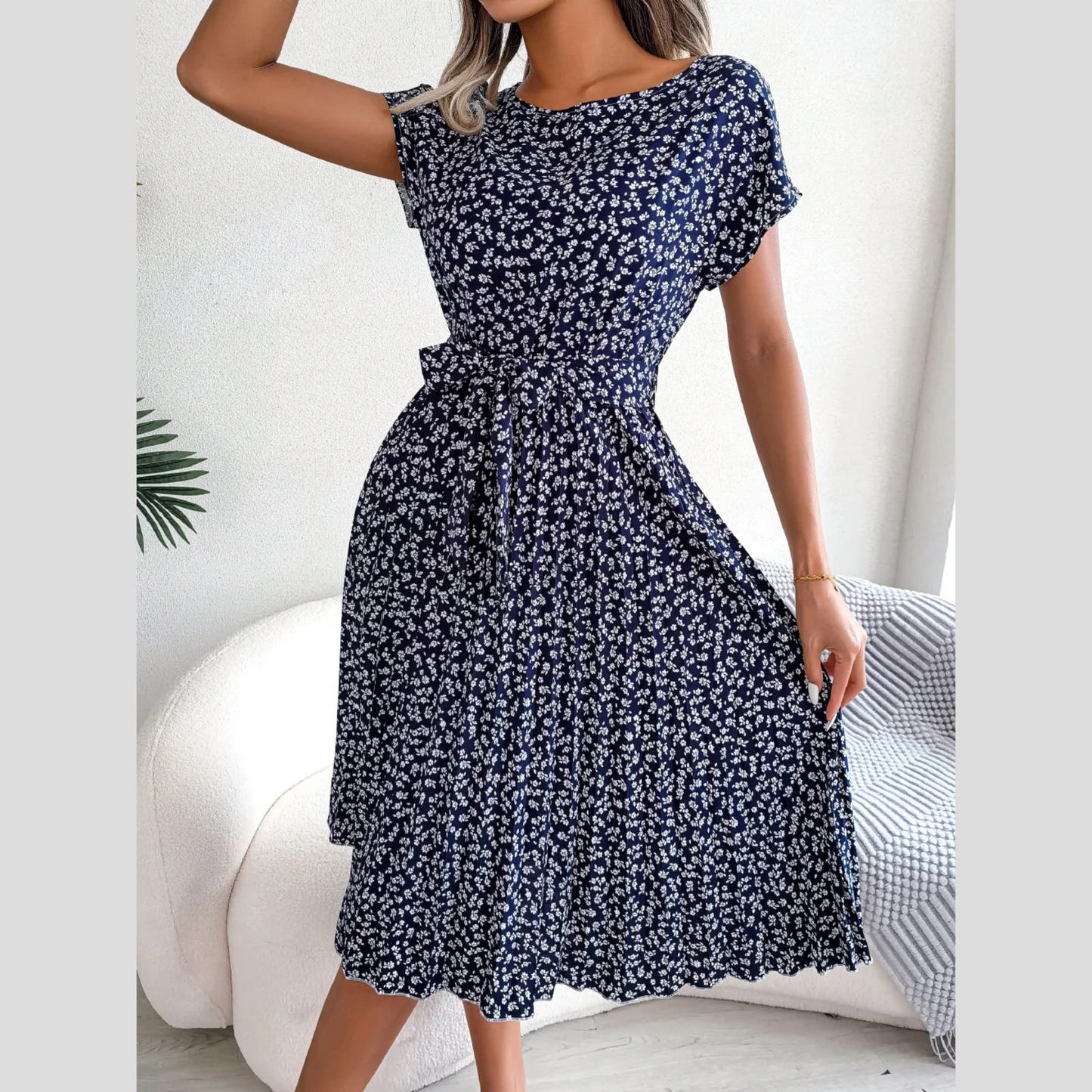 ALESSIA™ - ELEGANCKA I POCHWYCAJĄCA SUKIENKA