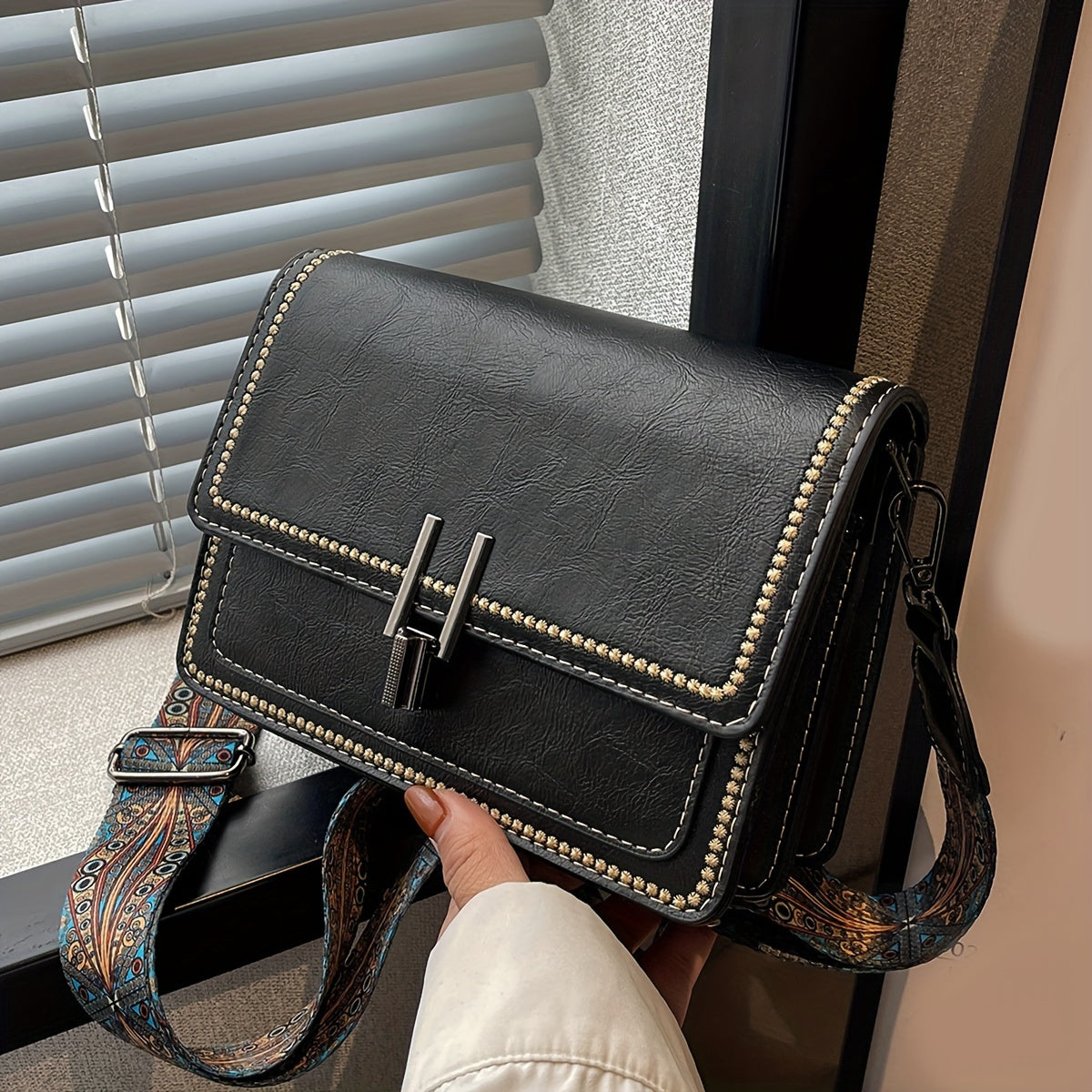 Jowita - Elegancka Mini Torebka