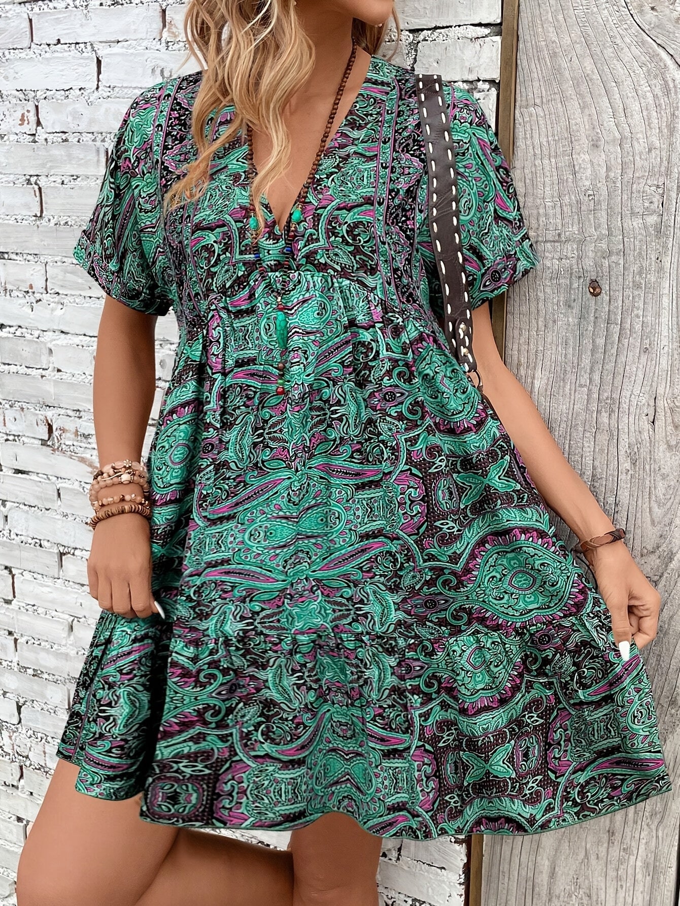 Cecylia – Sukienka Plus Size Z Falbanką