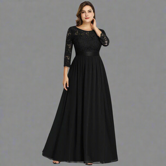 Anneliese | Sukienka z koronki premium dla eleganckich krągłości