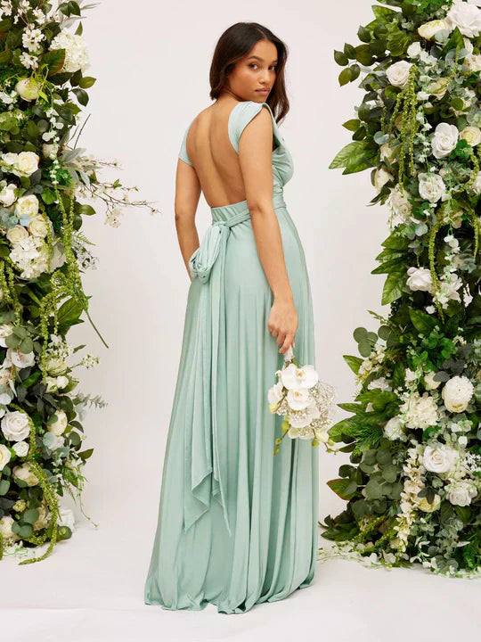 Nicole Mae | Elegancka i uniwersalna sukienka