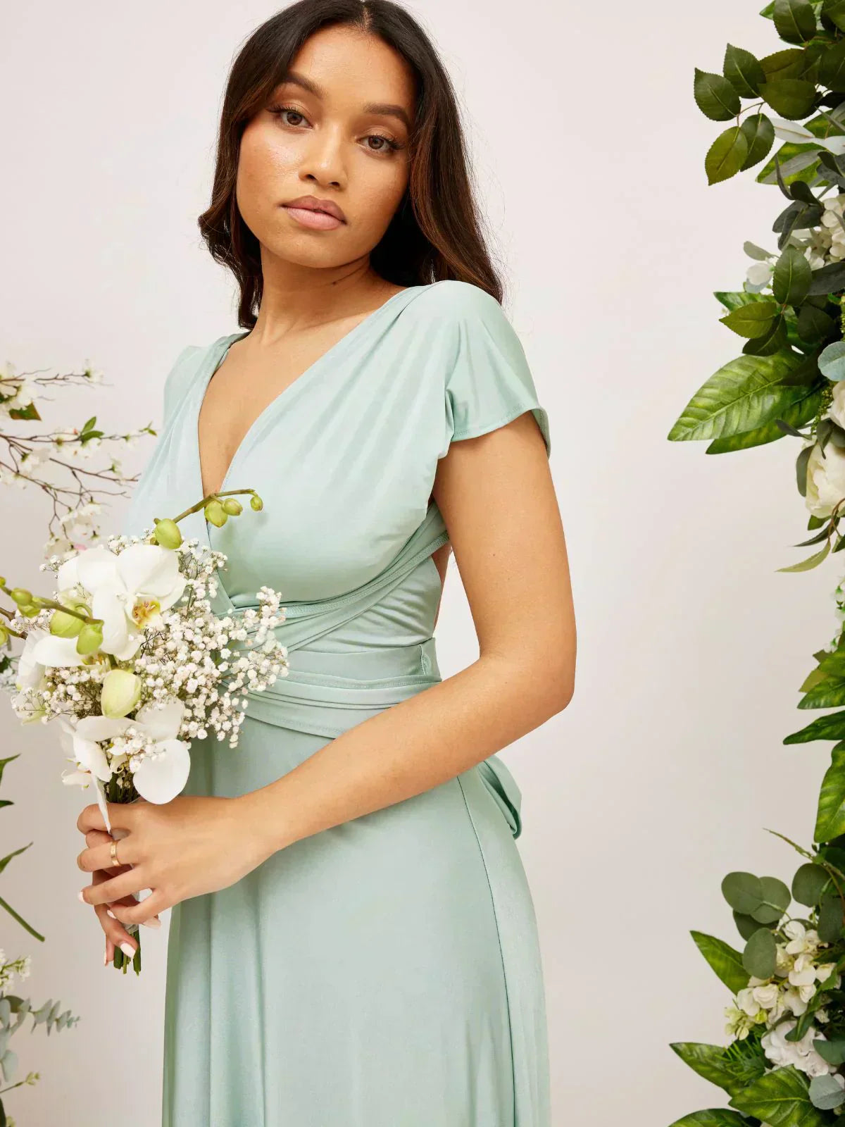 Nicole Mae | Elegancka i uniwersalna sukienka