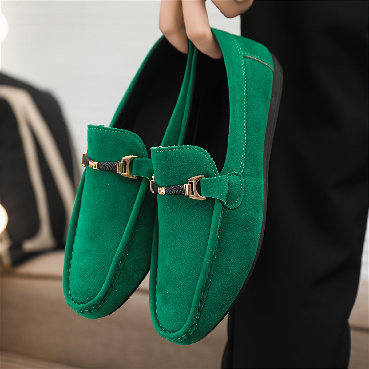 Oskar - Eleganckie Mokasyny z Metalicznym Detalem