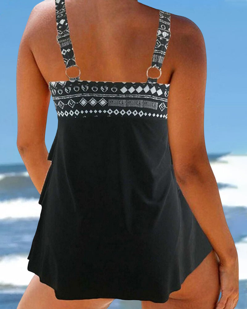 Klasyczne tankini z geometrycznym nadrukiem