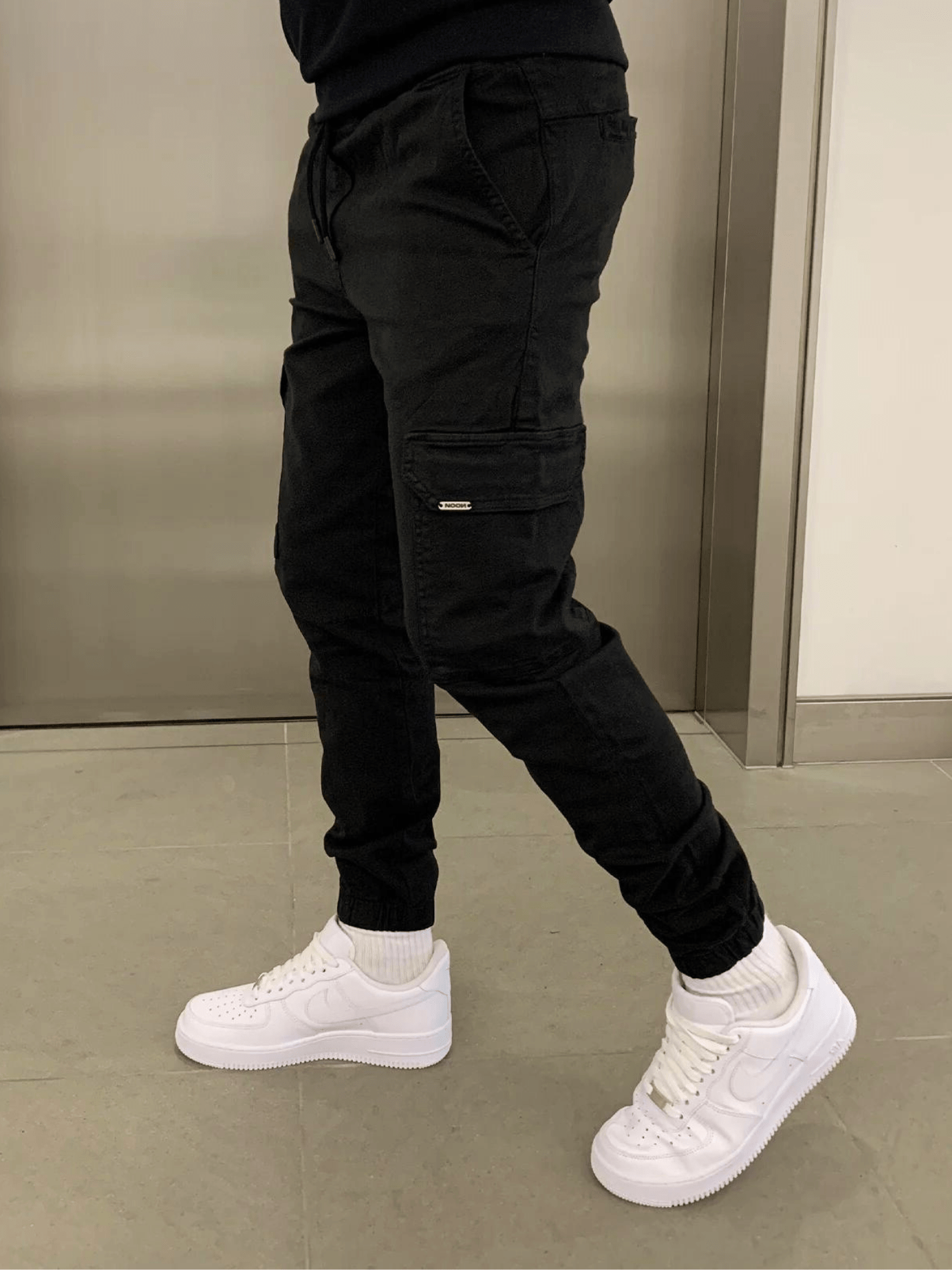 Bartosz / Luźne spodnie cargo jogger