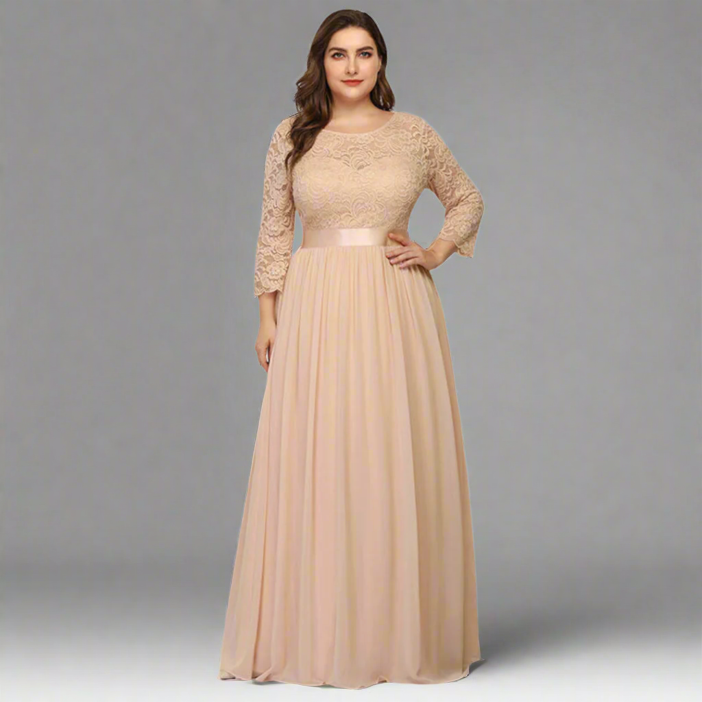 Anneliese | Sukienka z koronki premium dla eleganckich krągłości