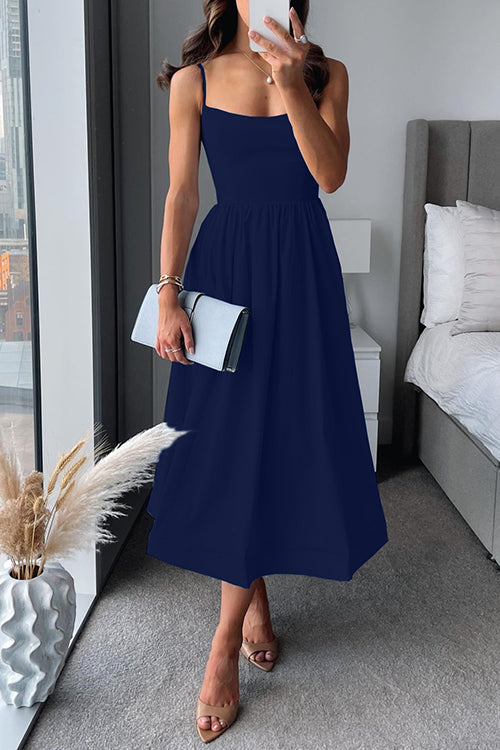 Wrenley™ - Elegancka sukienka midi na ramiączkach