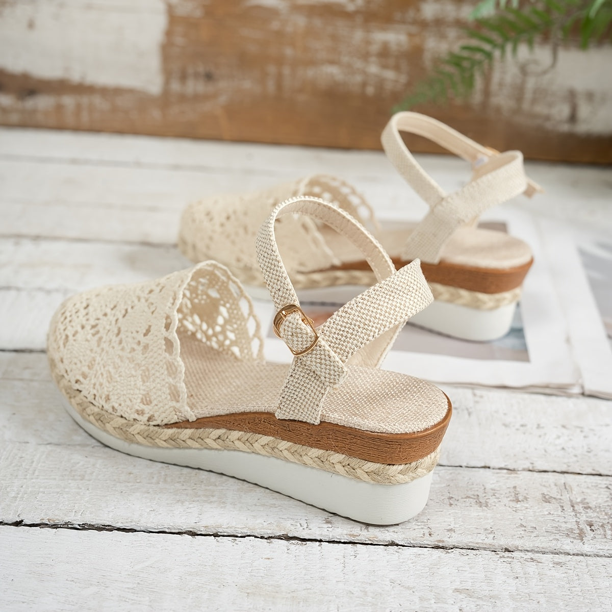 Koralia – Koturny Koronkowe