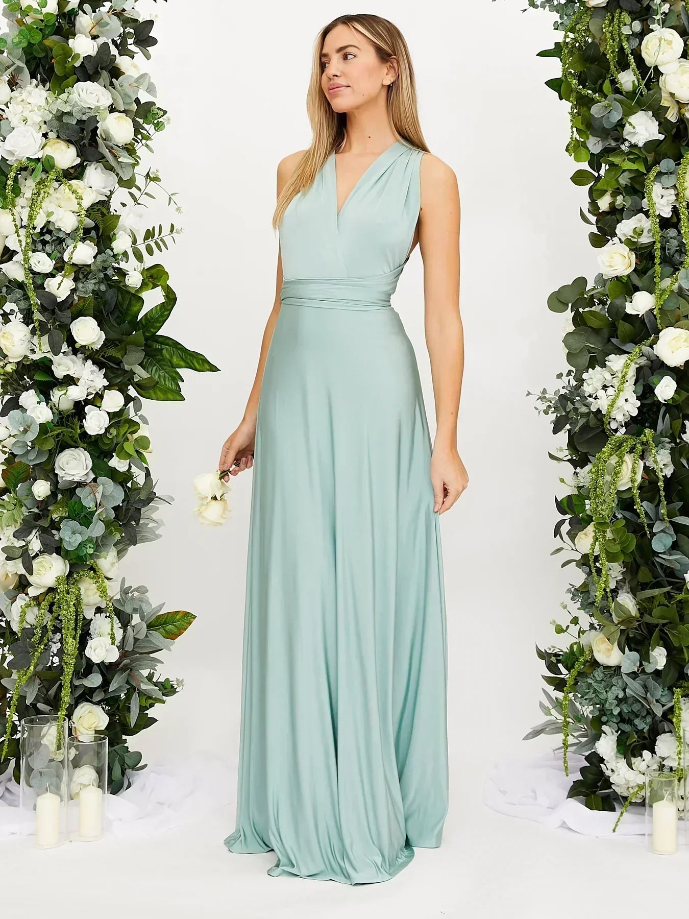 Nicole Mae | Elegancka i uniwersalna sukienka