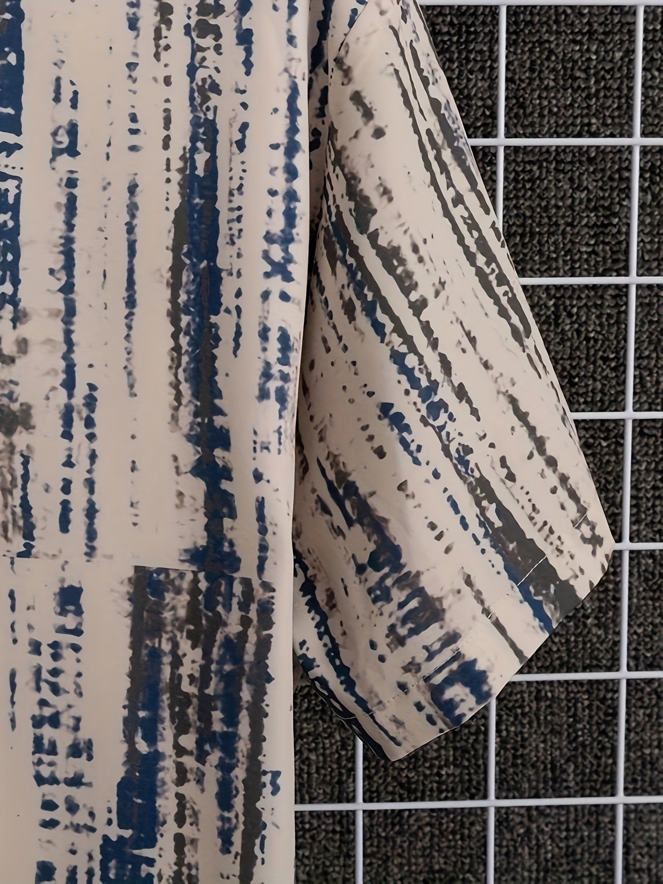 Konrad - Geometryczna Klapa