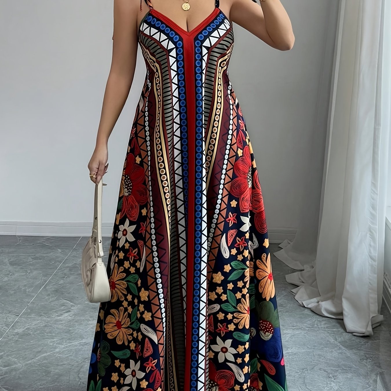 Helena – Sukienka Maxi Z Detalem Na Sznurku