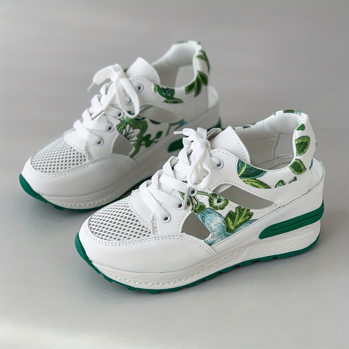 Liwinia – Trampki Kwiatowe