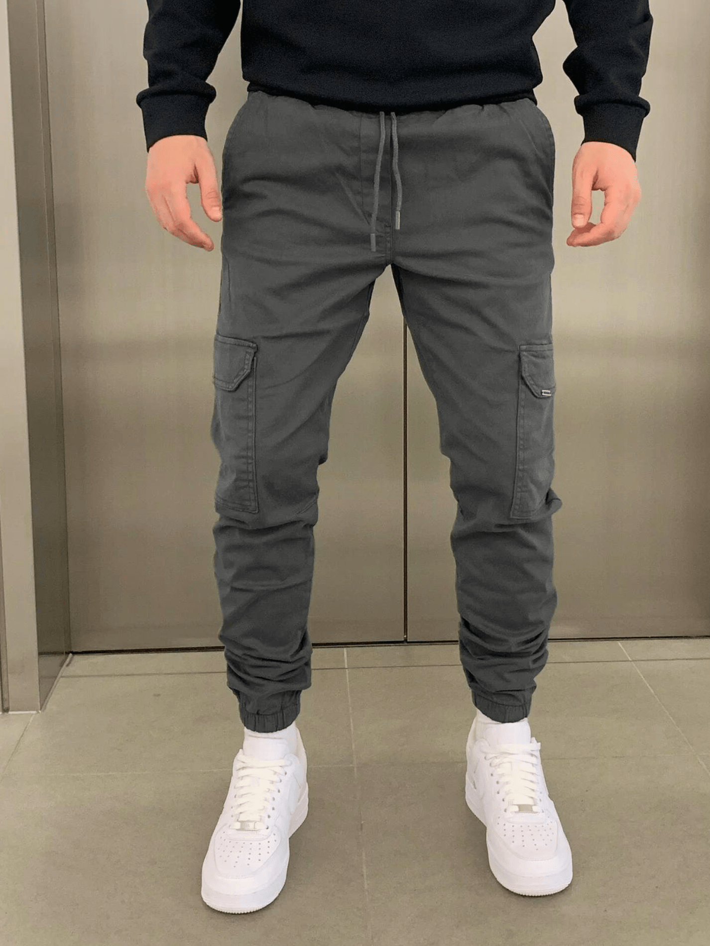 Bartosz / Luźne spodnie cargo jogger