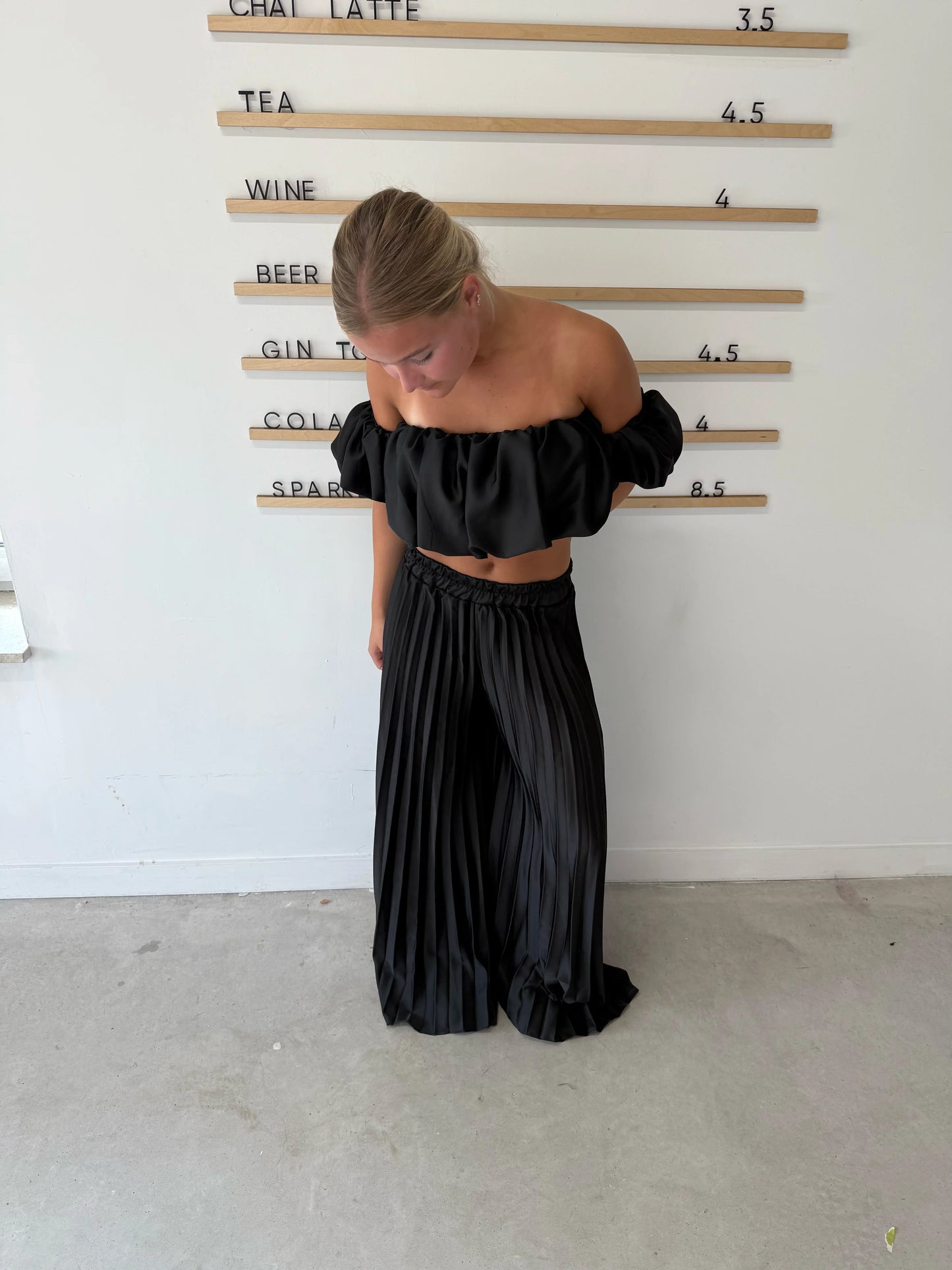 Noa | Satynowa sukienka-kołdra w eleganckim stylu glamour