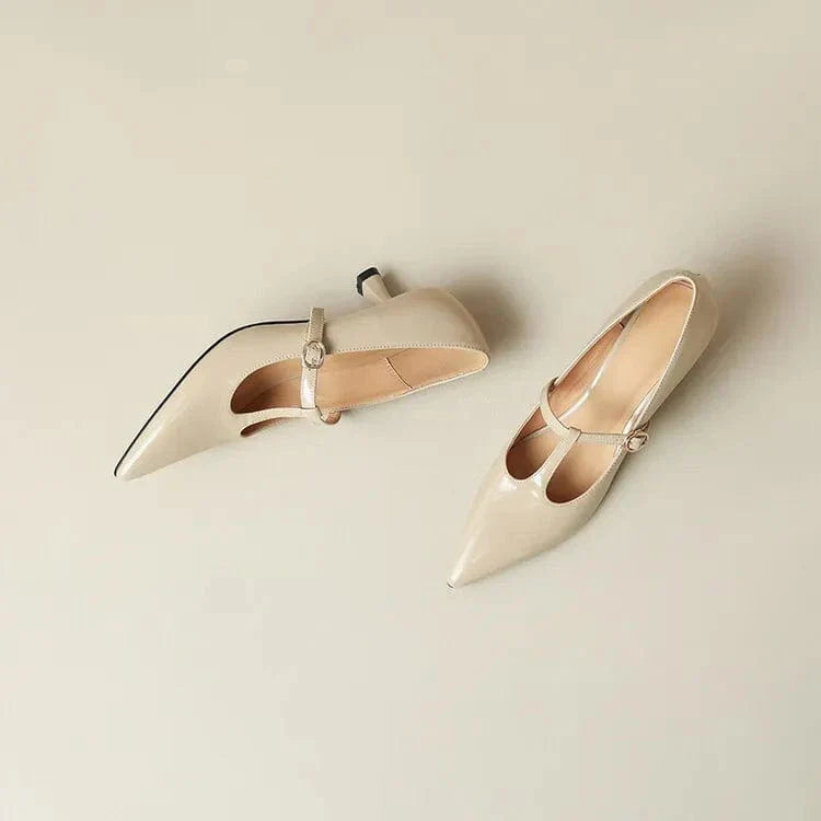 Lakierowane szpilki Olysa Kitten Leather