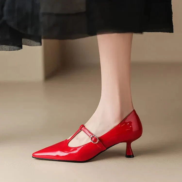 Lakierowane szpilki Olysa Kitten Leather