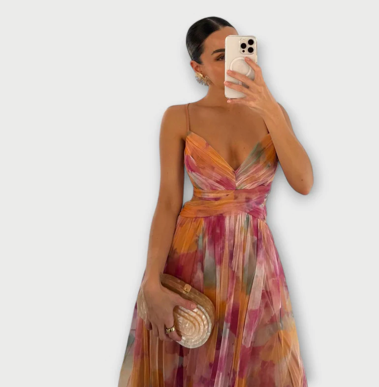 Iwona – Zwiewna, elegancka sukienka na każdą okazję