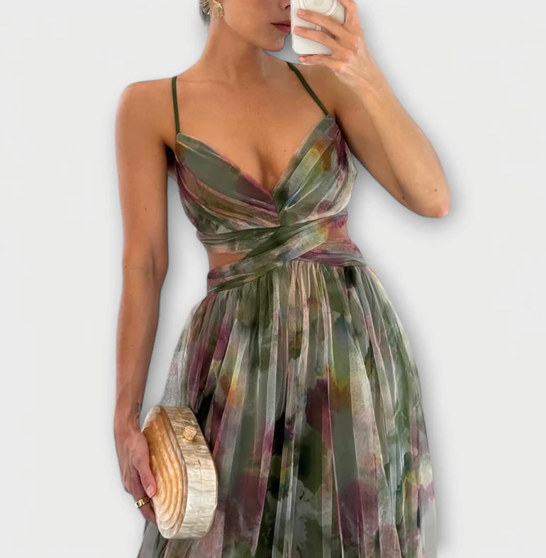 Iwona – Zwiewna, elegancka sukienka na każdą okazję