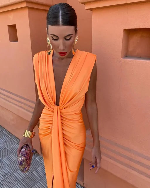 Aneta – Elegancka sukienka z plisami