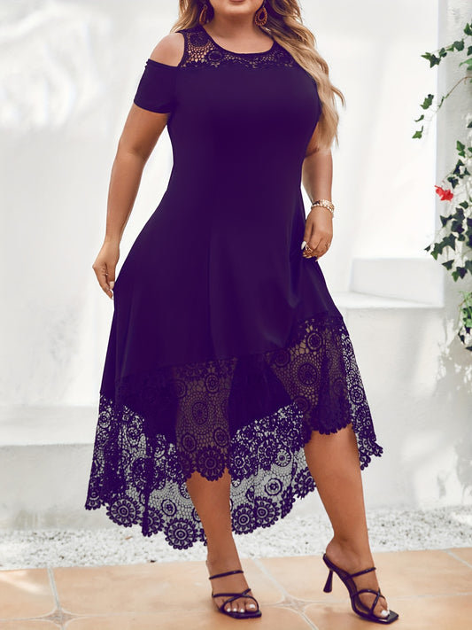 Sukienka Karolina plus size z odkrytymi ramionami, elegancka