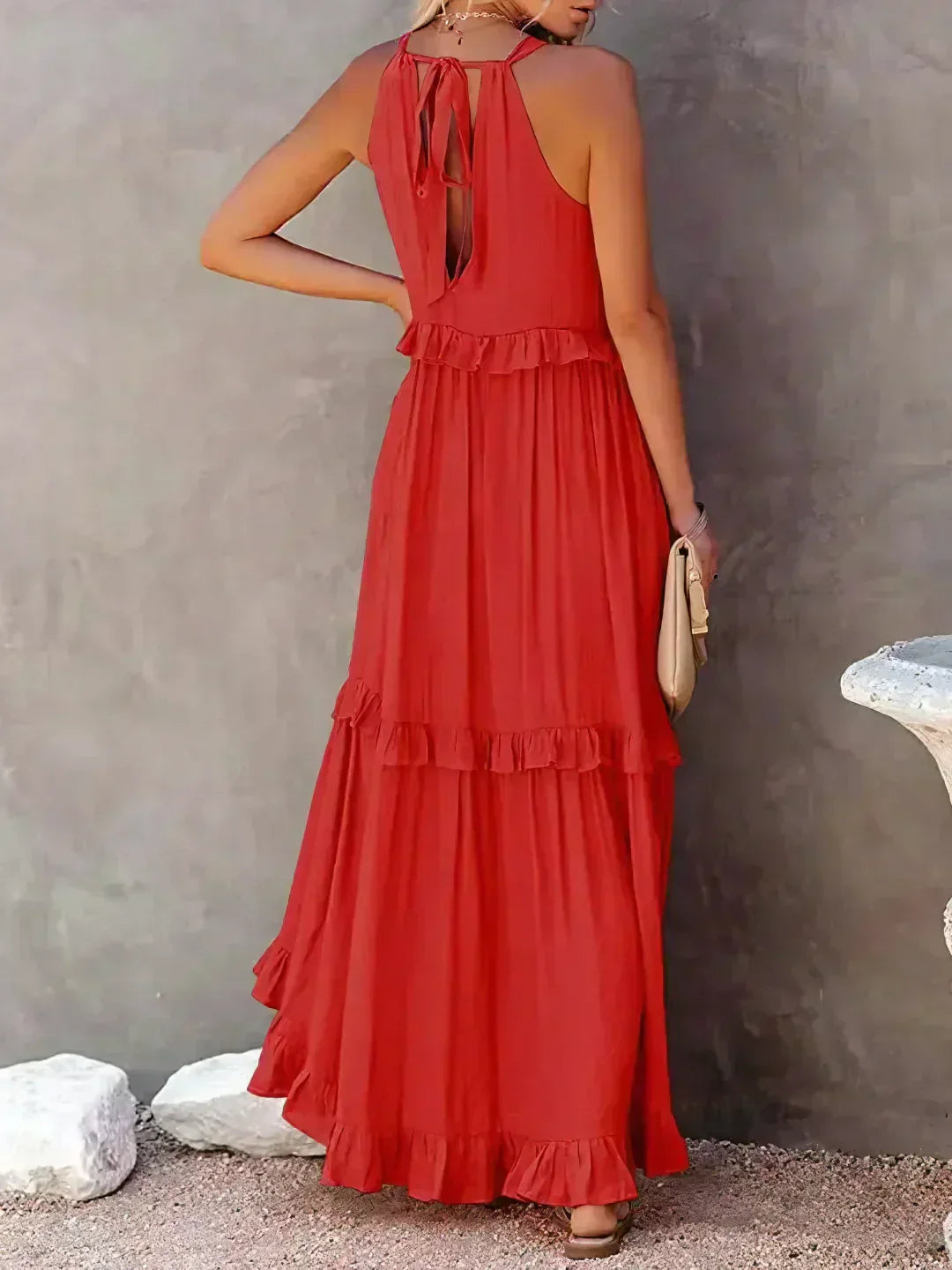 Sarah | Sukienka maxi z falbanką typu halter (prawie wyprzedane)
