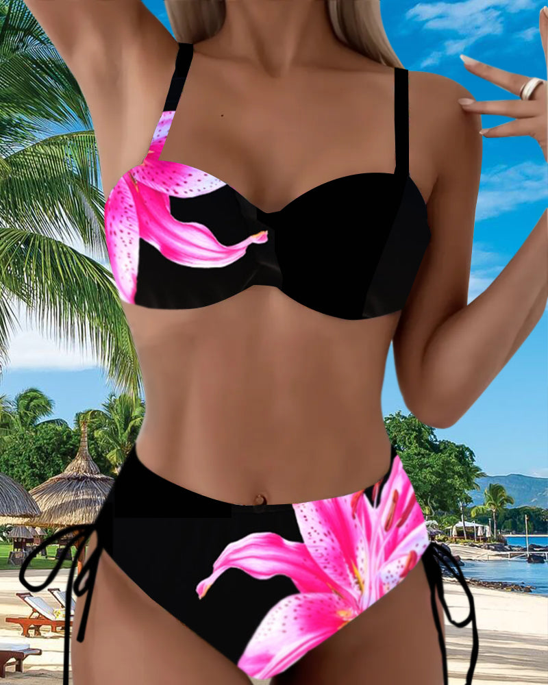 Bikini trójkątne sznurowane kwiatowy wzór