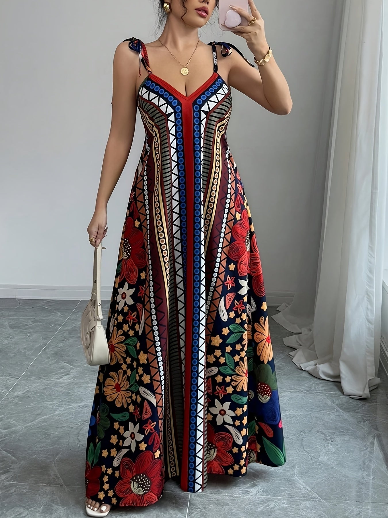 Helena – Sukienka Maxi Z Detalem Na Sznurku