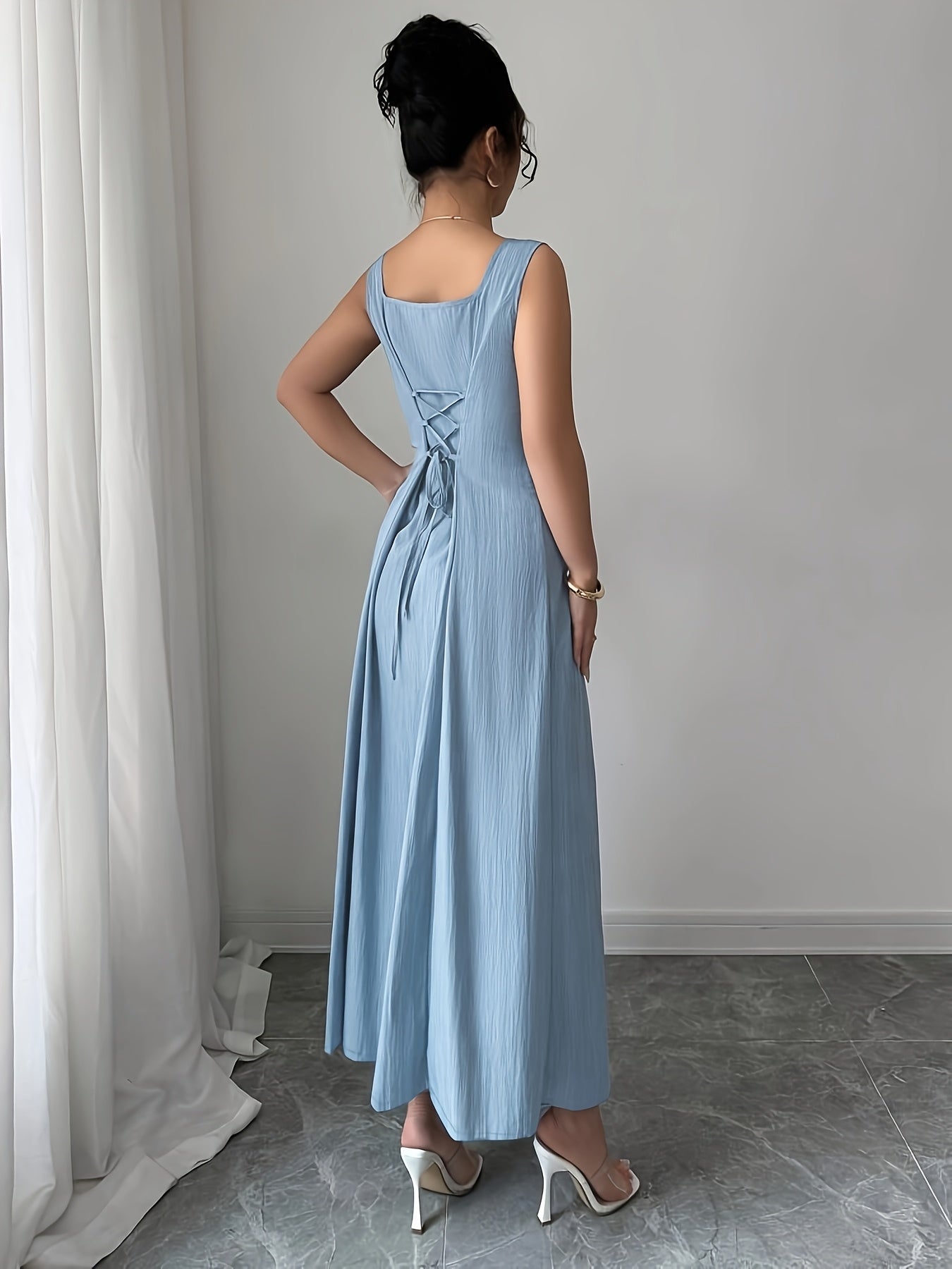 Marcelina – Minimalistyczna Sukienka Maxi
