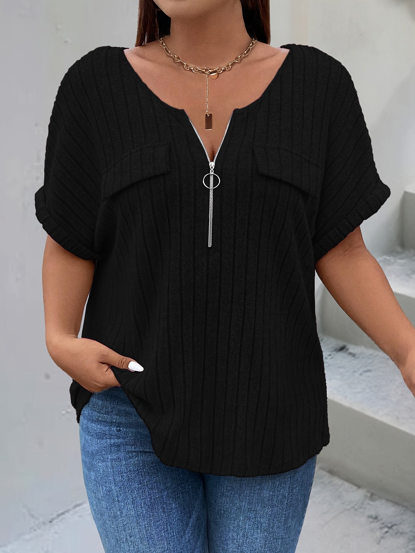 Natalia – Teksturowana Koszulka Plus Size