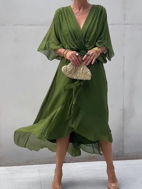 Stylowa i elegancka sukienka z szyfonu z dekoltem w serek