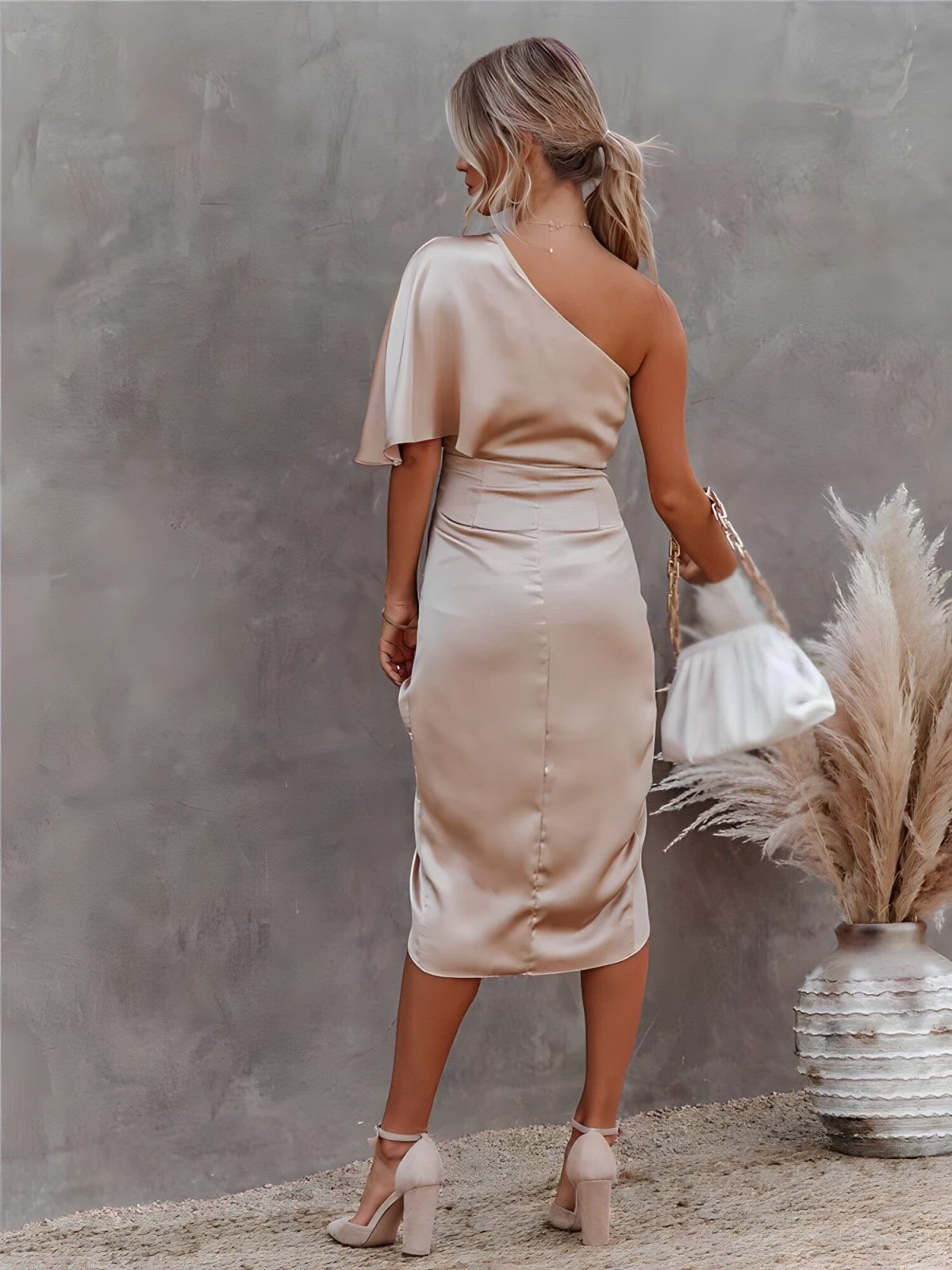 Emilia | Elegancka asymetryczna sukienka