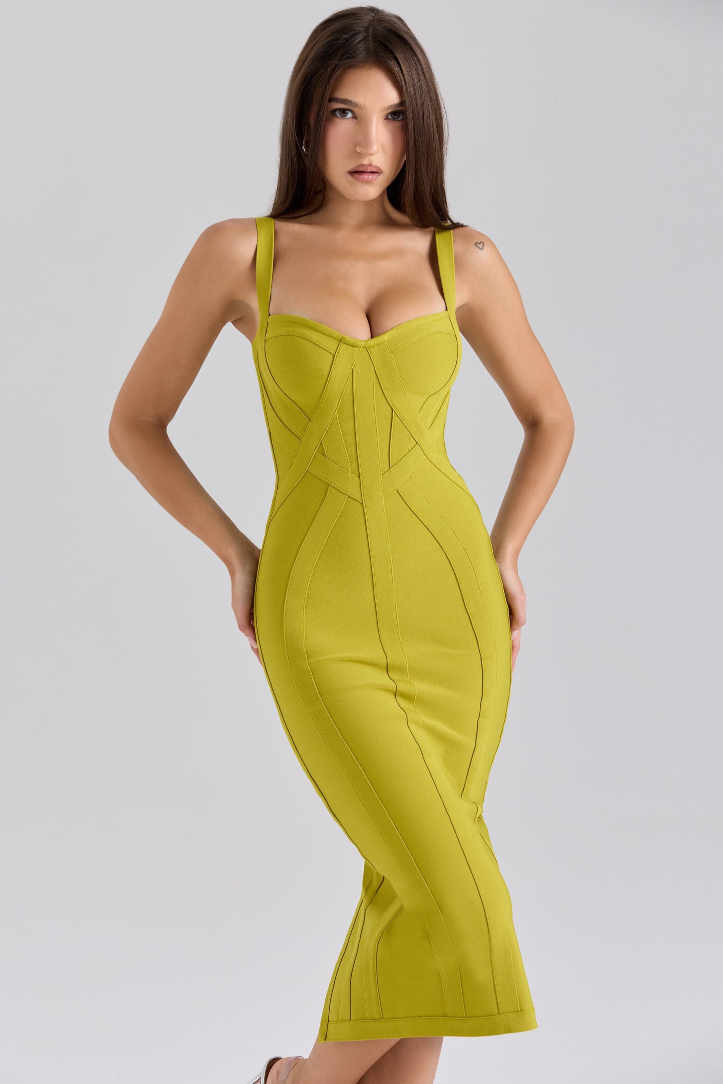 Sukienka midi Annelise Curve Sculpt z bandażem