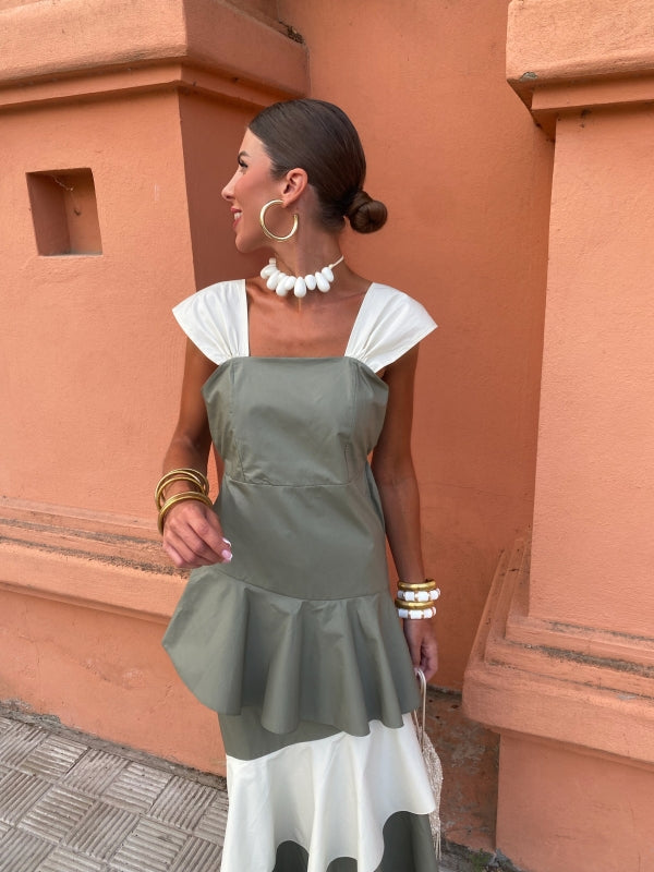 Sofina | Elegancka sukienka z falbankami