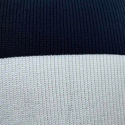 Męski casualowy sweter T-shirt w kontrastowym kolorze z krótkim rękawem i dekoltem w serek, dopasowany krój