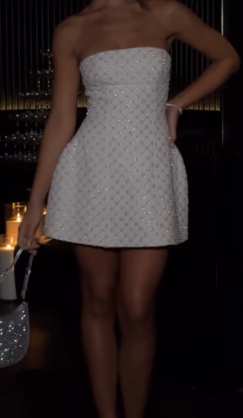 Klasyczna Sukienka Bandeau