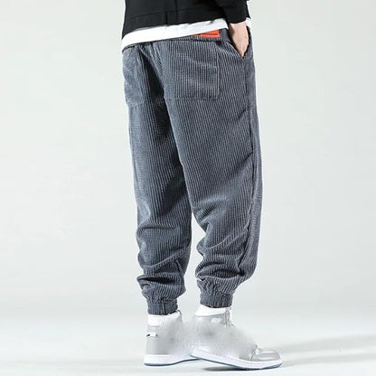 Łukasz / Wygodne spodnie streetwear