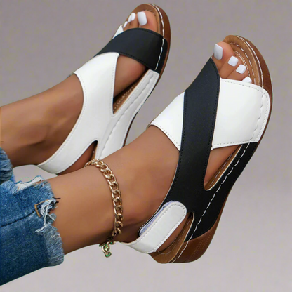 Alwine | Eleganckie buty na koturnie z materiału premium