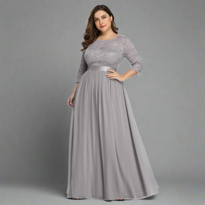 Anneliese | Sukienka z koronki premium dla eleganckich krągłości