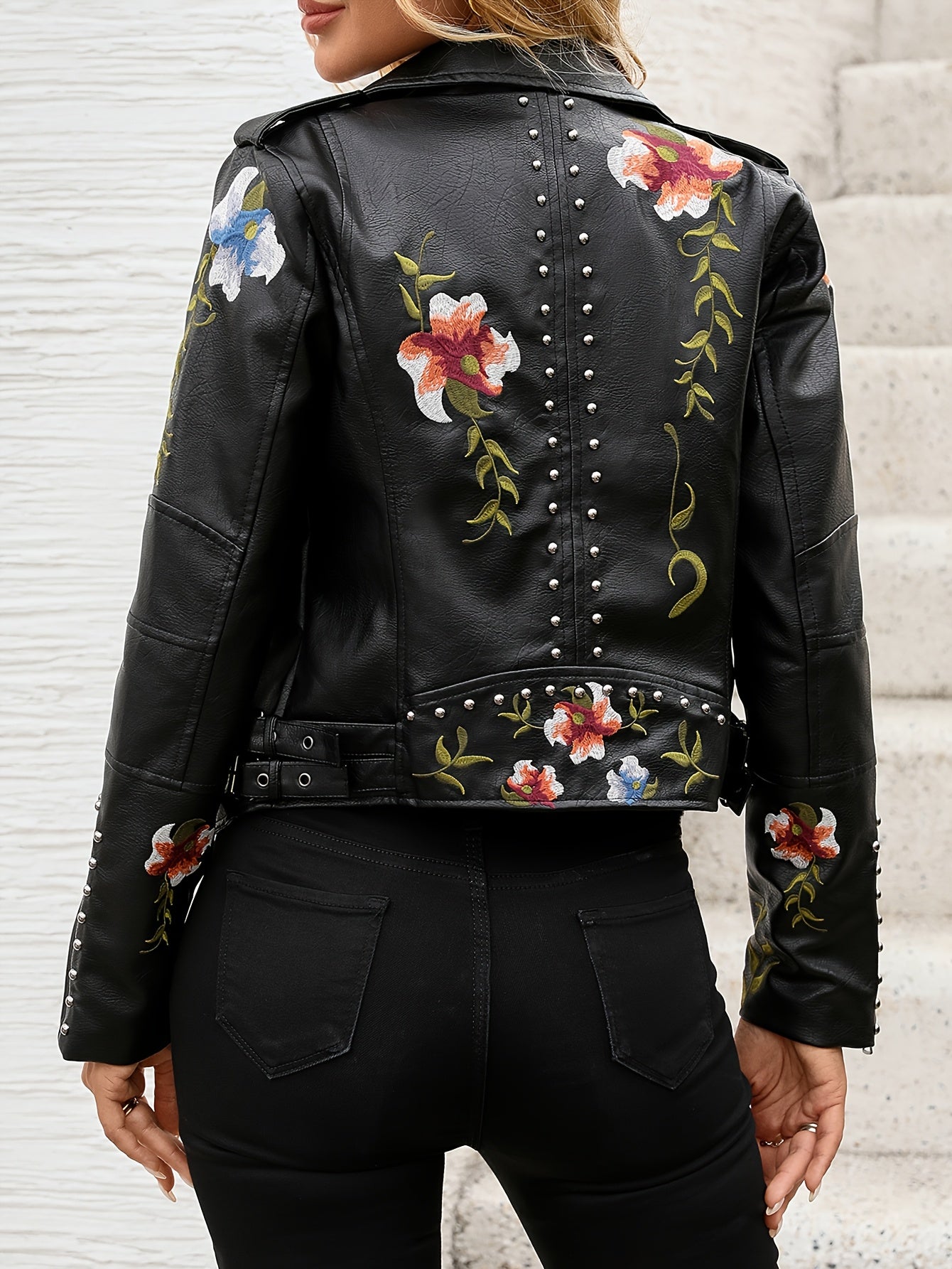 Zuzanna - Haft Vintage