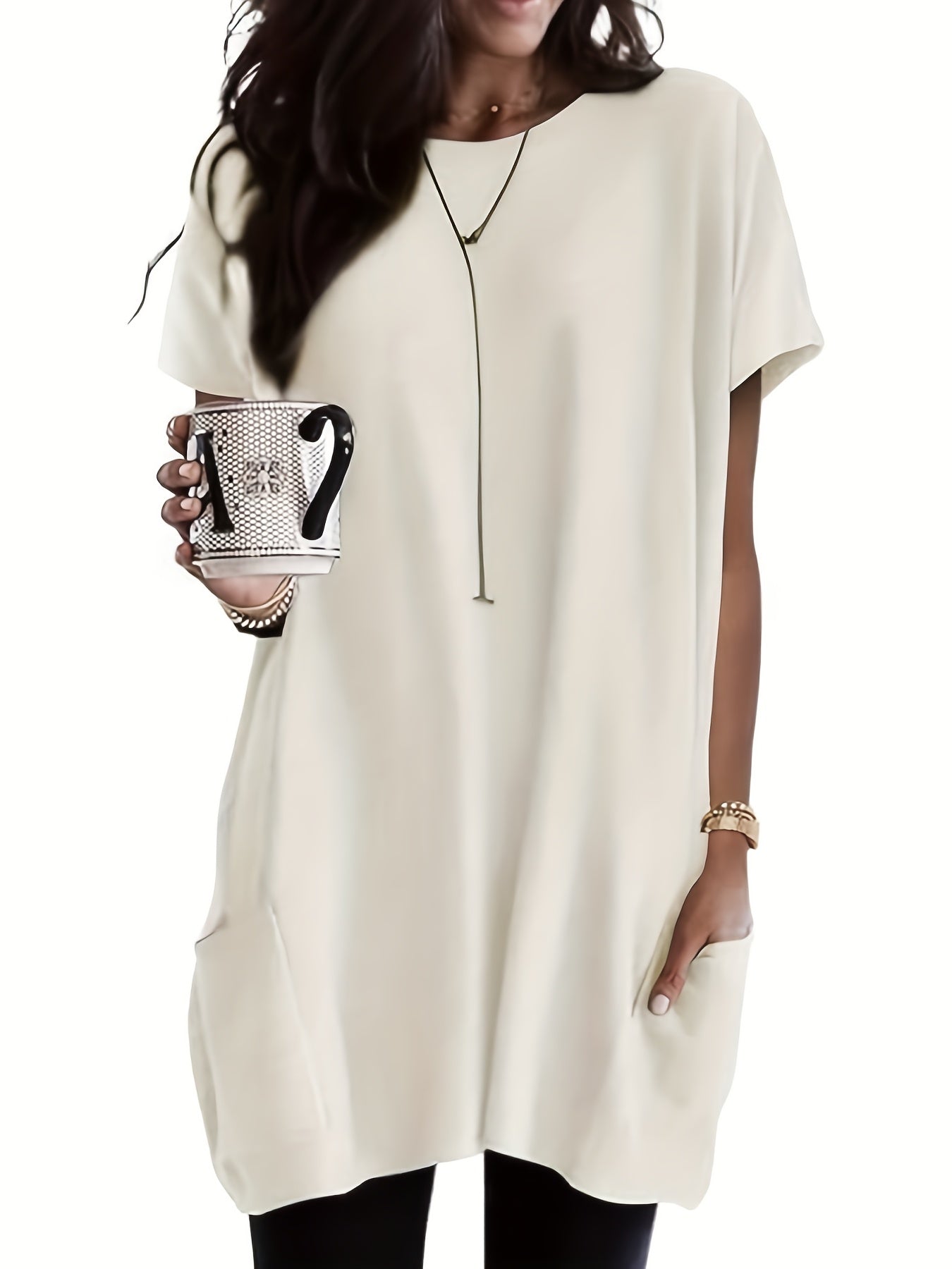 Karina – Luźna Koszulka Plus Size Z Kieszeniami