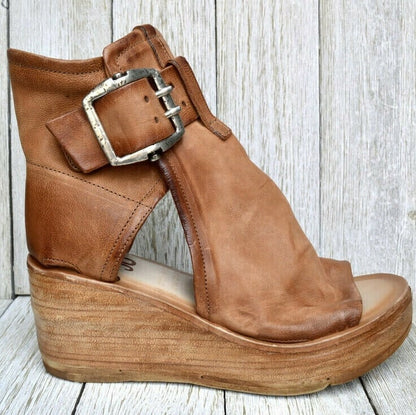 Zyta / Sandały Na Koturnie Z Klamrą W Stylu Boho