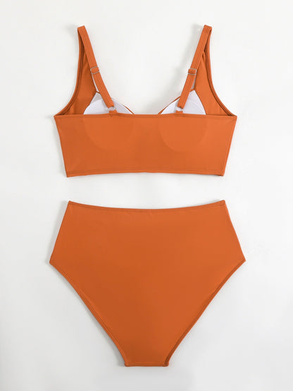 Marjolein – Bikini bandeau z falbanką