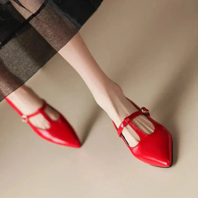 Lakierowane szpilki Olysa Kitten Leather