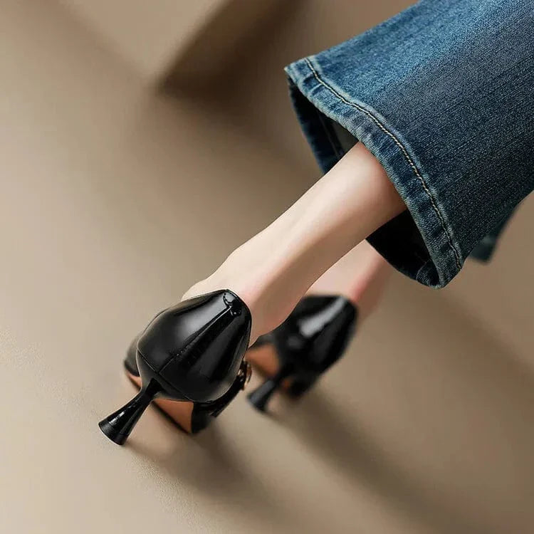 Lakierowane szpilki Olysa Kitten Leather