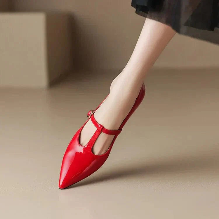 Lakierowane szpilki Olysa Kitten Leather