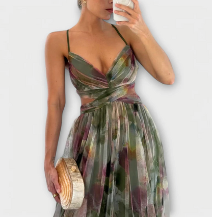 Iwona – Zwiewna, elegancka sukienka na każdą okazję