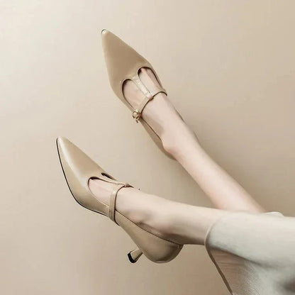 Lakierowane szpilki Olysa Kitten Leather